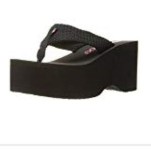 Brand new Rocket Dogs